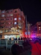 辽宁大连一居民楼因煤气泄漏导致爆炸致9人受伤